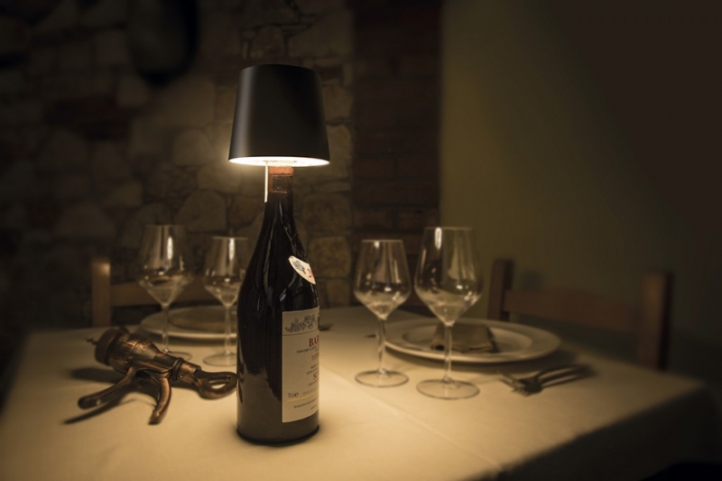 Lámpara led adaptable para botella de vino